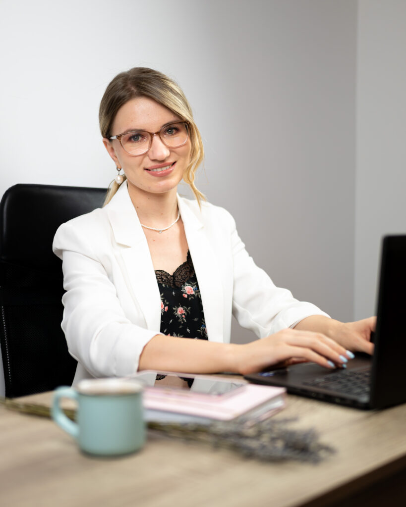 Fotografie de Branding Personal Poze Business Super Rebecca Sedinte foto Bucuresti