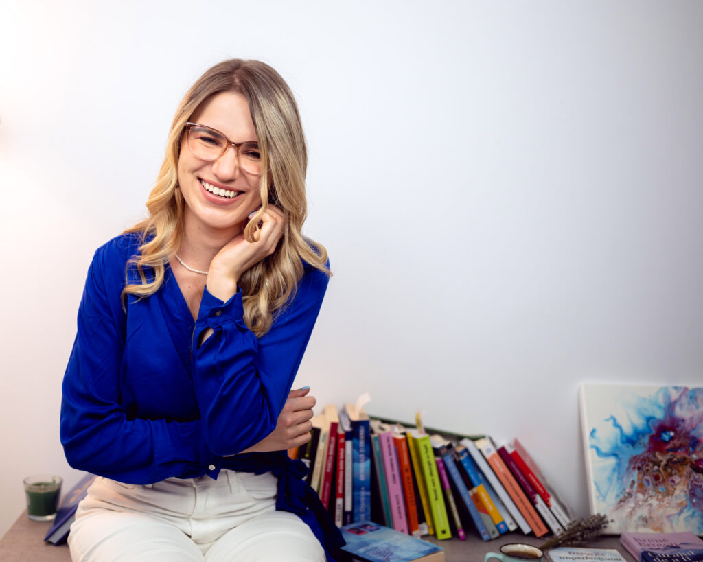 Fotografie de Branding Personal Poze Business Super Rebecca Sedinte foto Bucuresti